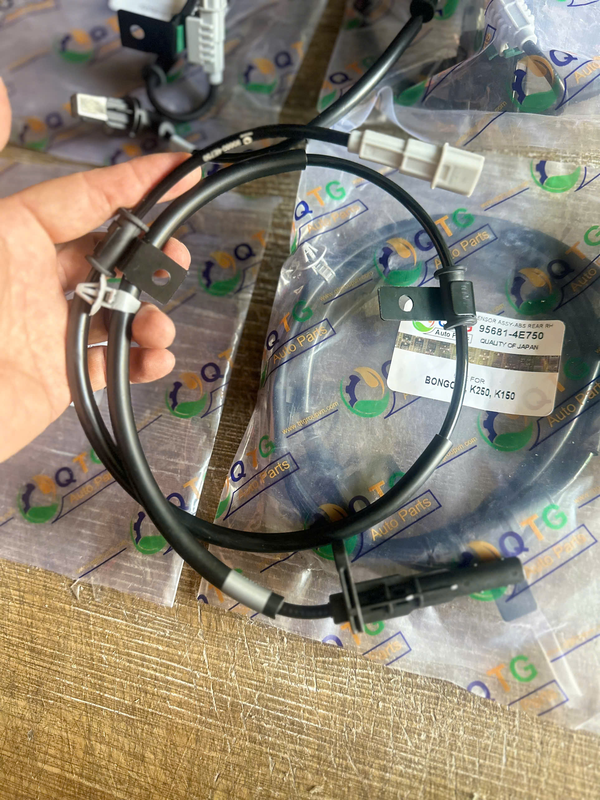 Good Quality Abs Belts for Kia K150/ K200/ K250 Giá 448,990 Đồng*Miễn phí vận chuyển