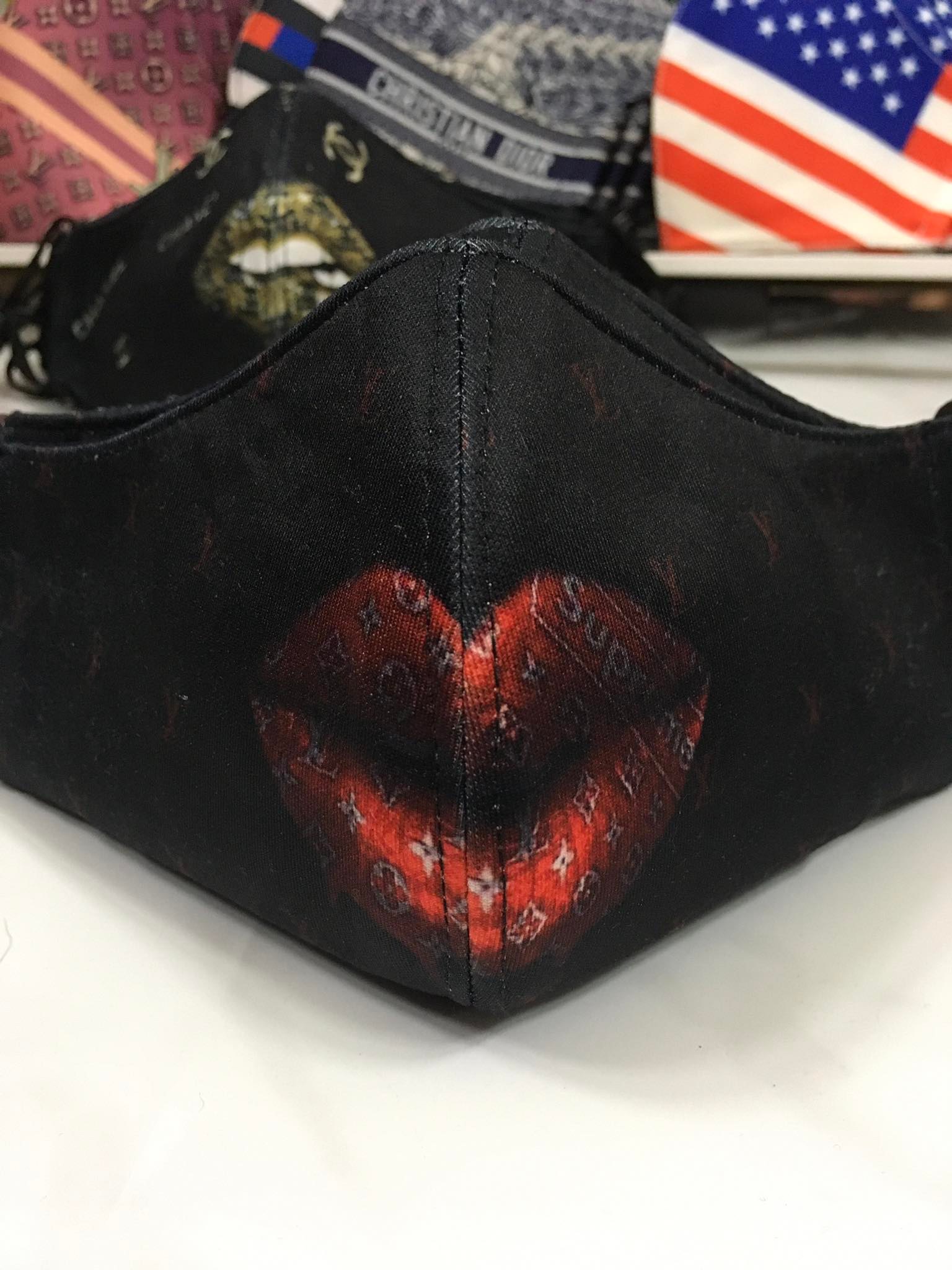 [HCM]1 - 5 KHẨU TRANG CAO CẤP 4 LỚP (VẢI KHÁNG KHUẨN) IN LOGO HIỆU