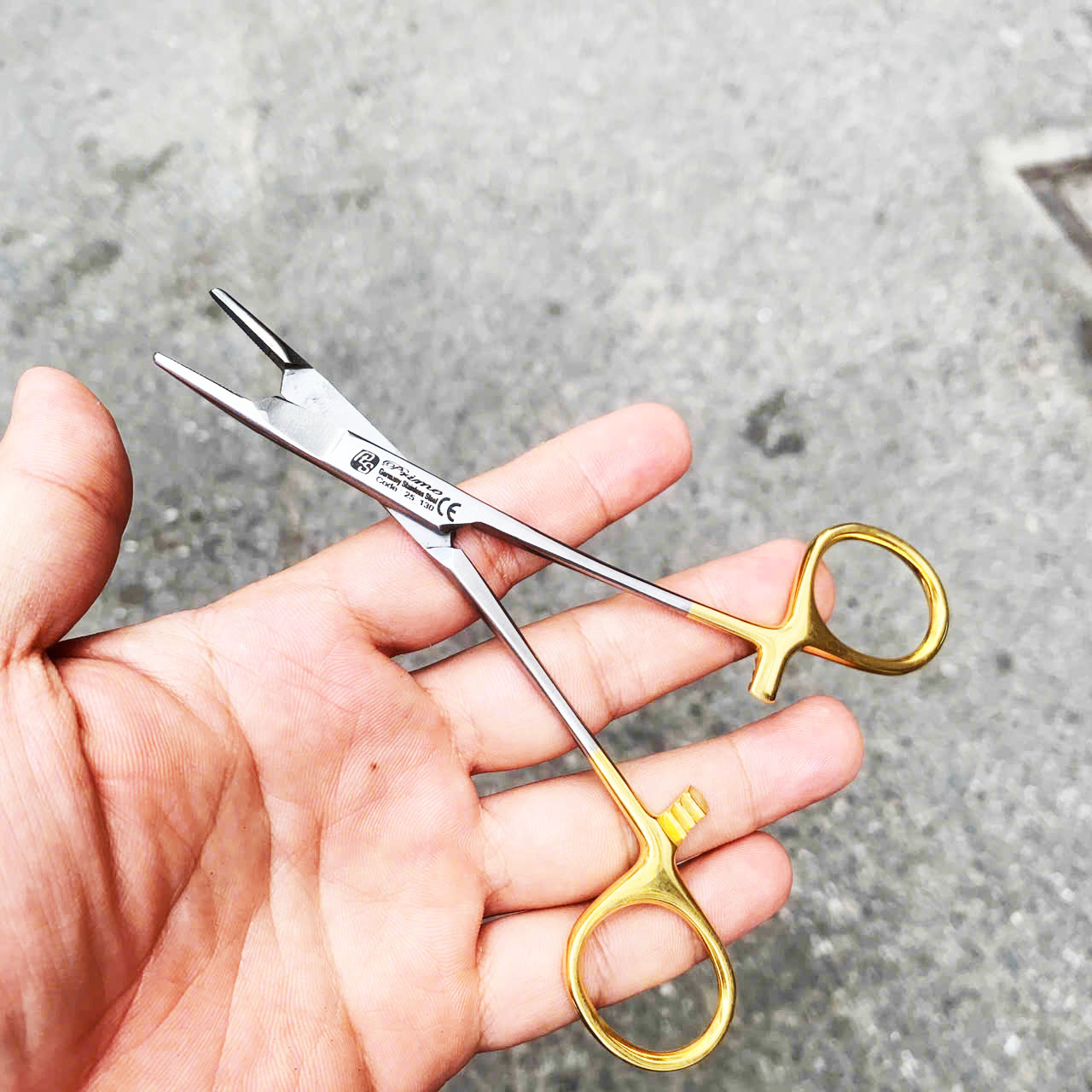 Dụng cụ y tế : Kìm mang kim14cm & 16cm