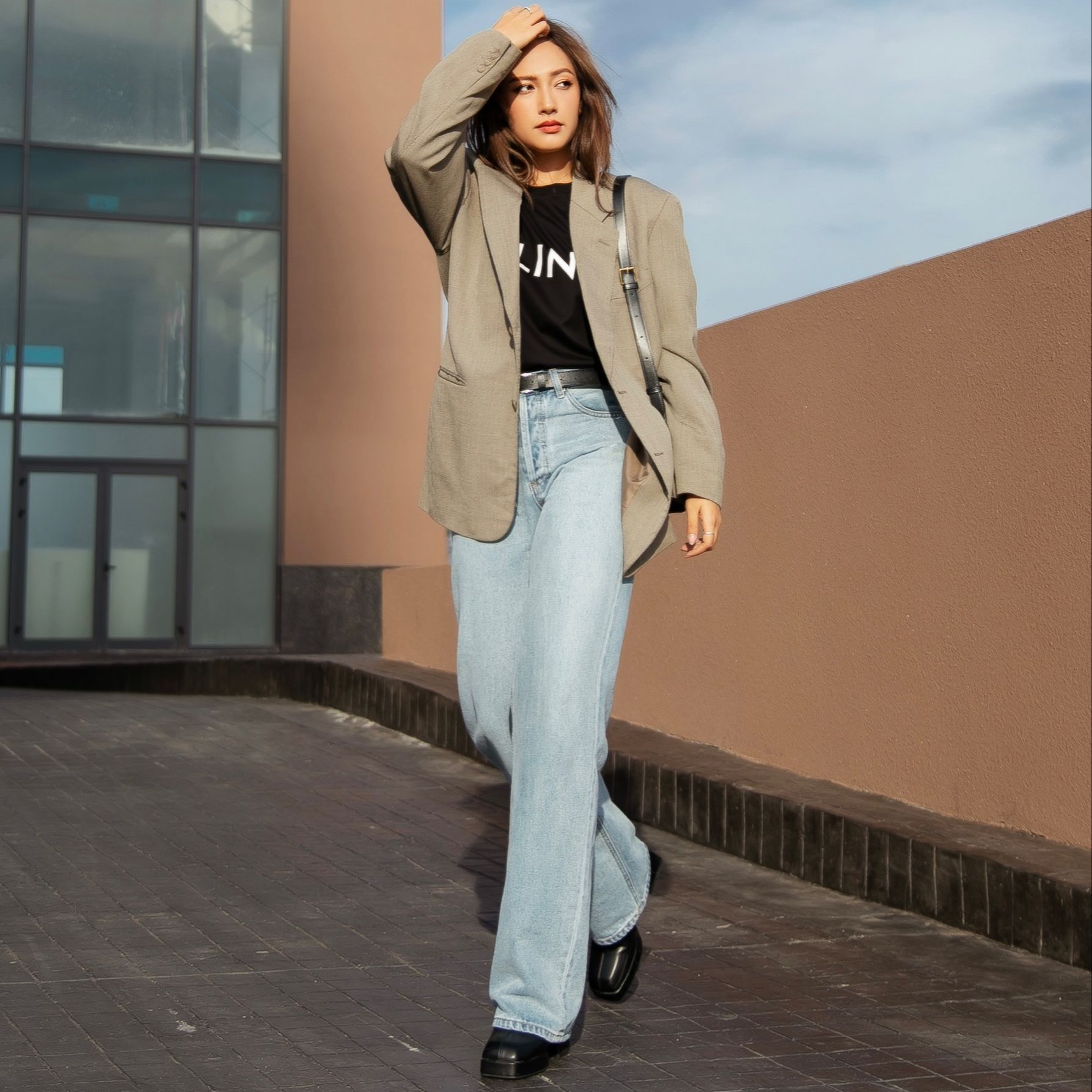 TheBlueTshirt - Quần Jeans Nữ Màu Xanh - Straight A Jeans - Breakfast Club Wash