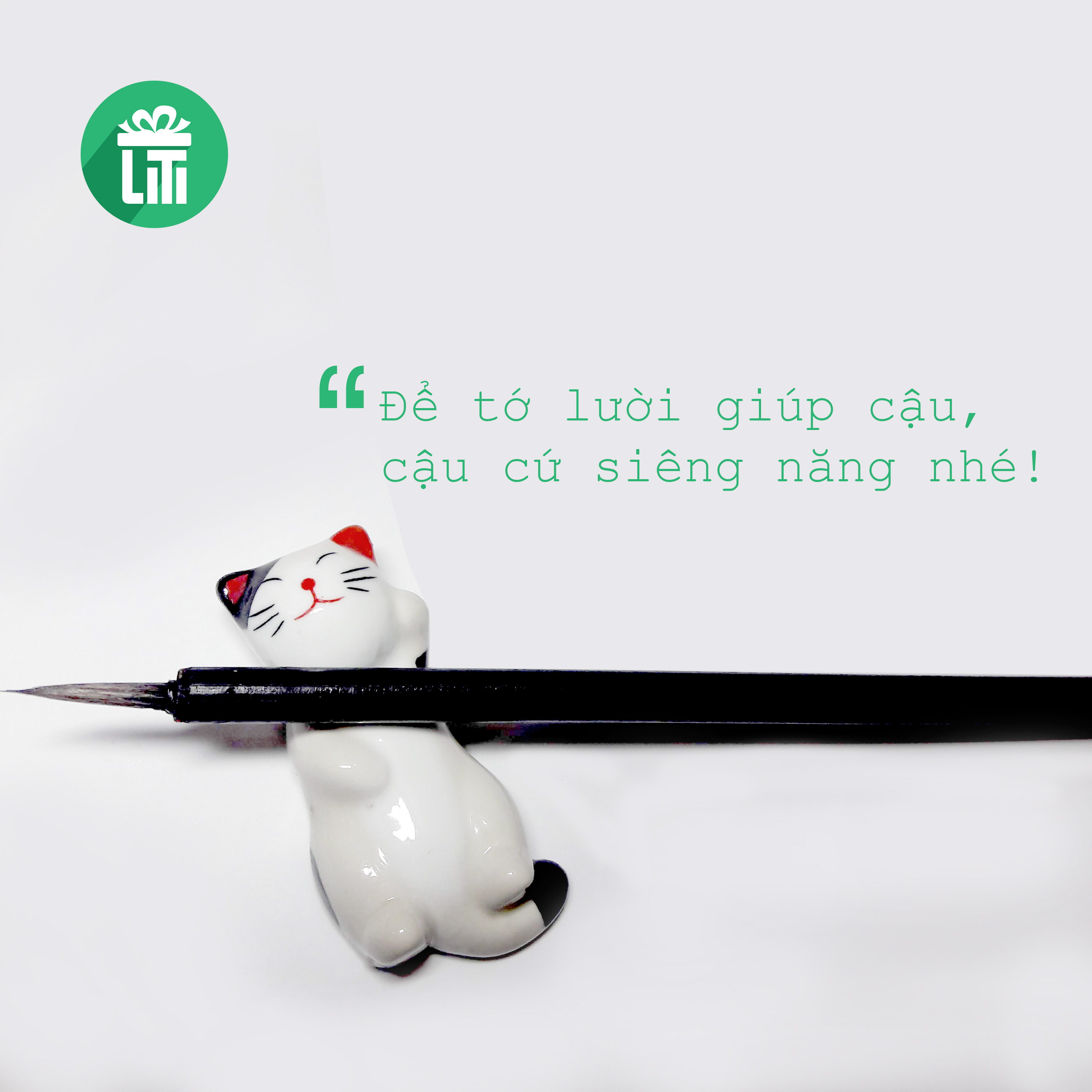 Gác cọ bằng sứ hình mèo đáng yêu