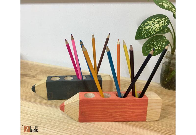 Hộp cắm bút 4 lỗ bằng gỗ nhiều màu cho bé