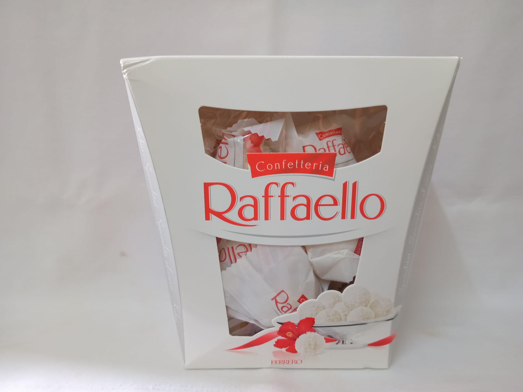 [HCM]Socola dừa hạnh nhân Raffaello Đức (230g) (date 1/25)