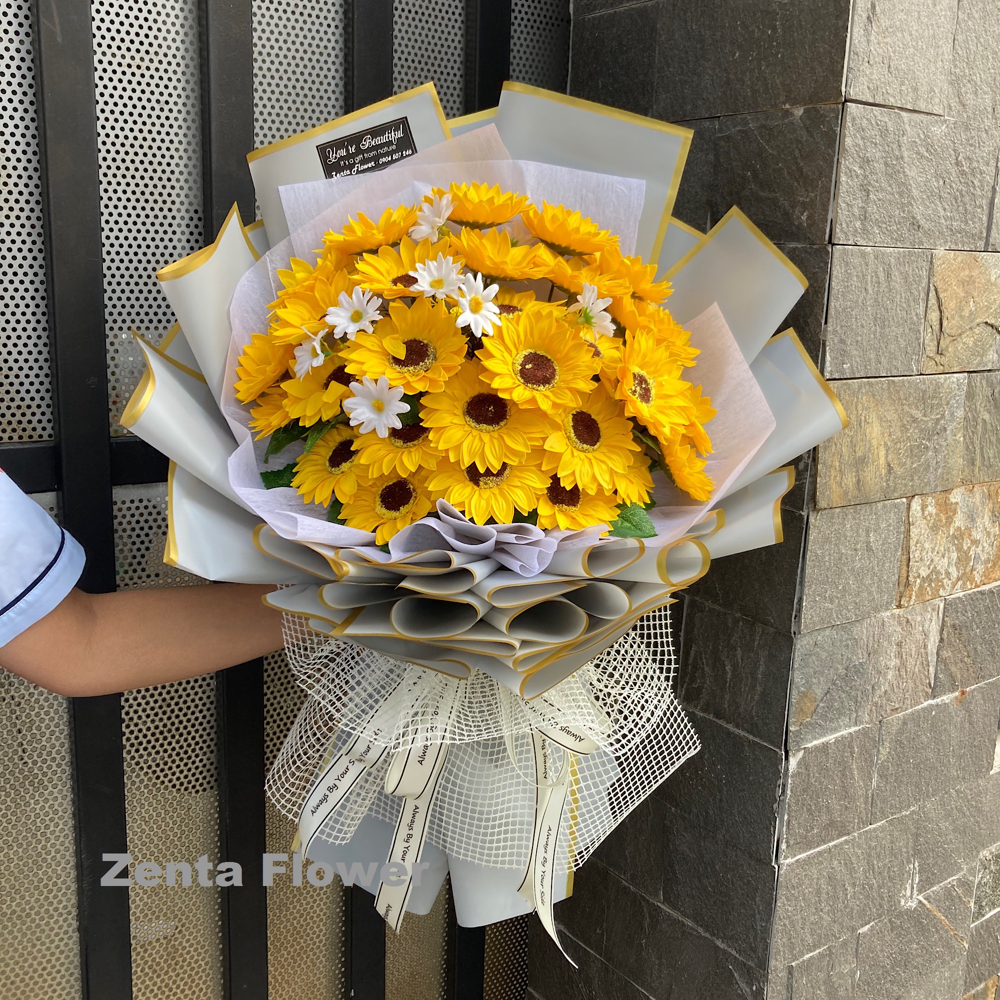 Bó hoa hương dương 30b tặng sinh nhật, tình yêu, ngày lễ, bouquet of flowers
