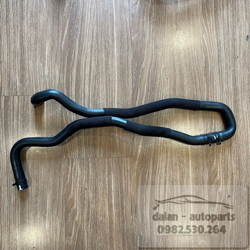 Ống nước từ bình nước phụ vào két nước Ford Ranger Mazda BT50 2013 2014 2015 2016 2017 2.2 3.2 - AB398C351CB