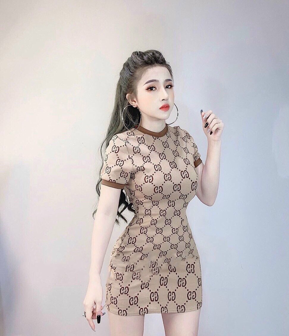 Đầm Nữ Body Tay Ngắn Cổ Thun Dễ thương, Màu Sắc Họa Tiết Tôn Da In Hình Trẻ Trung Dạo Phố Main