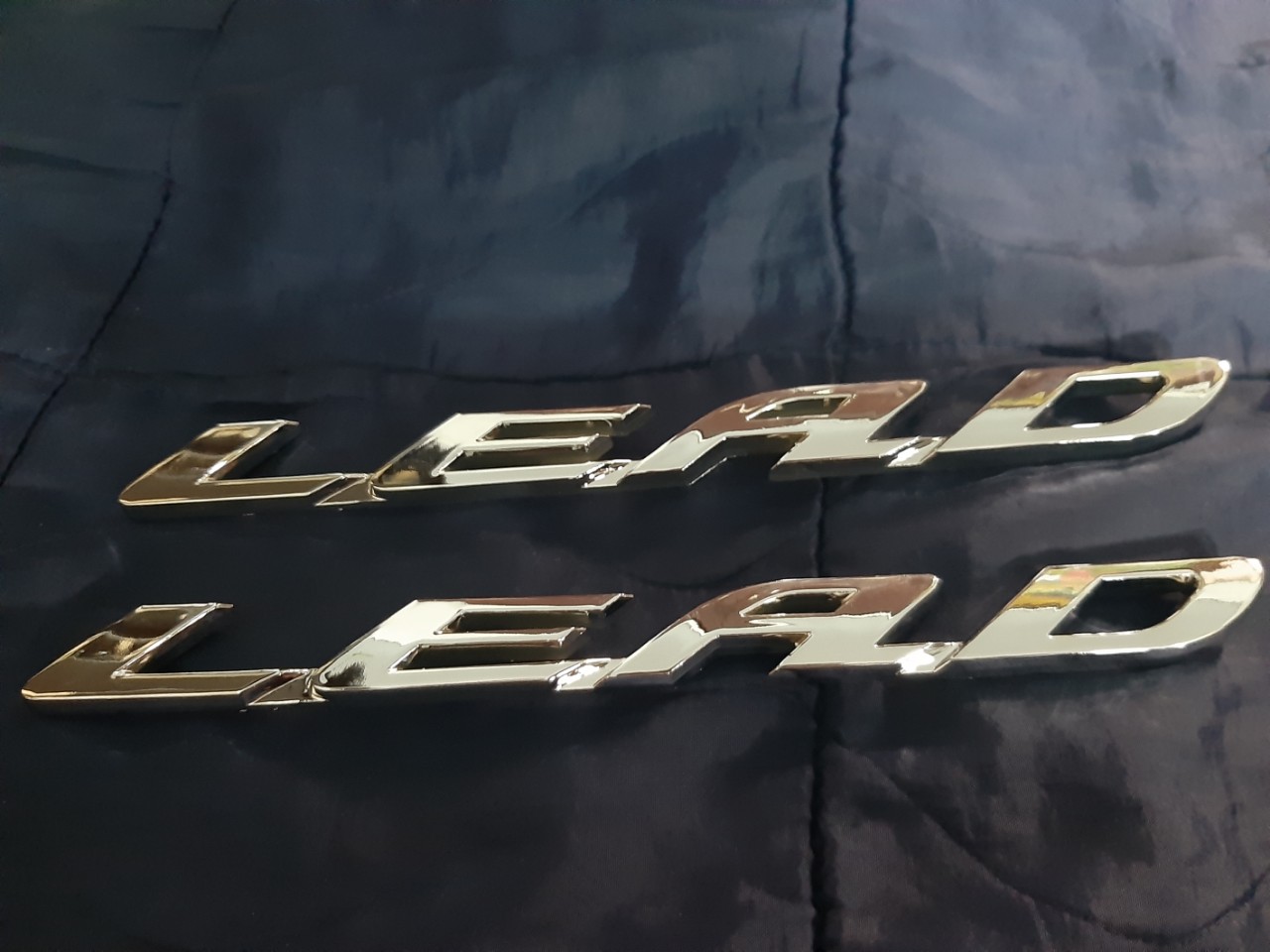 Bộ tem logo chữ nổi xe máy dành cho Honda lead (màu vàng).logo có 2 màu vàng và bạc