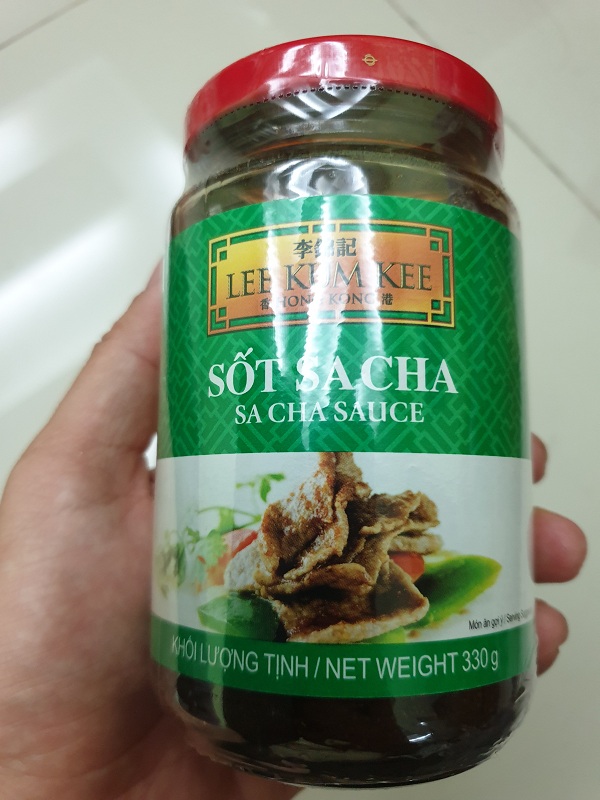 Sốt Sa Cha hiệu LEE KUM KEE – lọ 330g