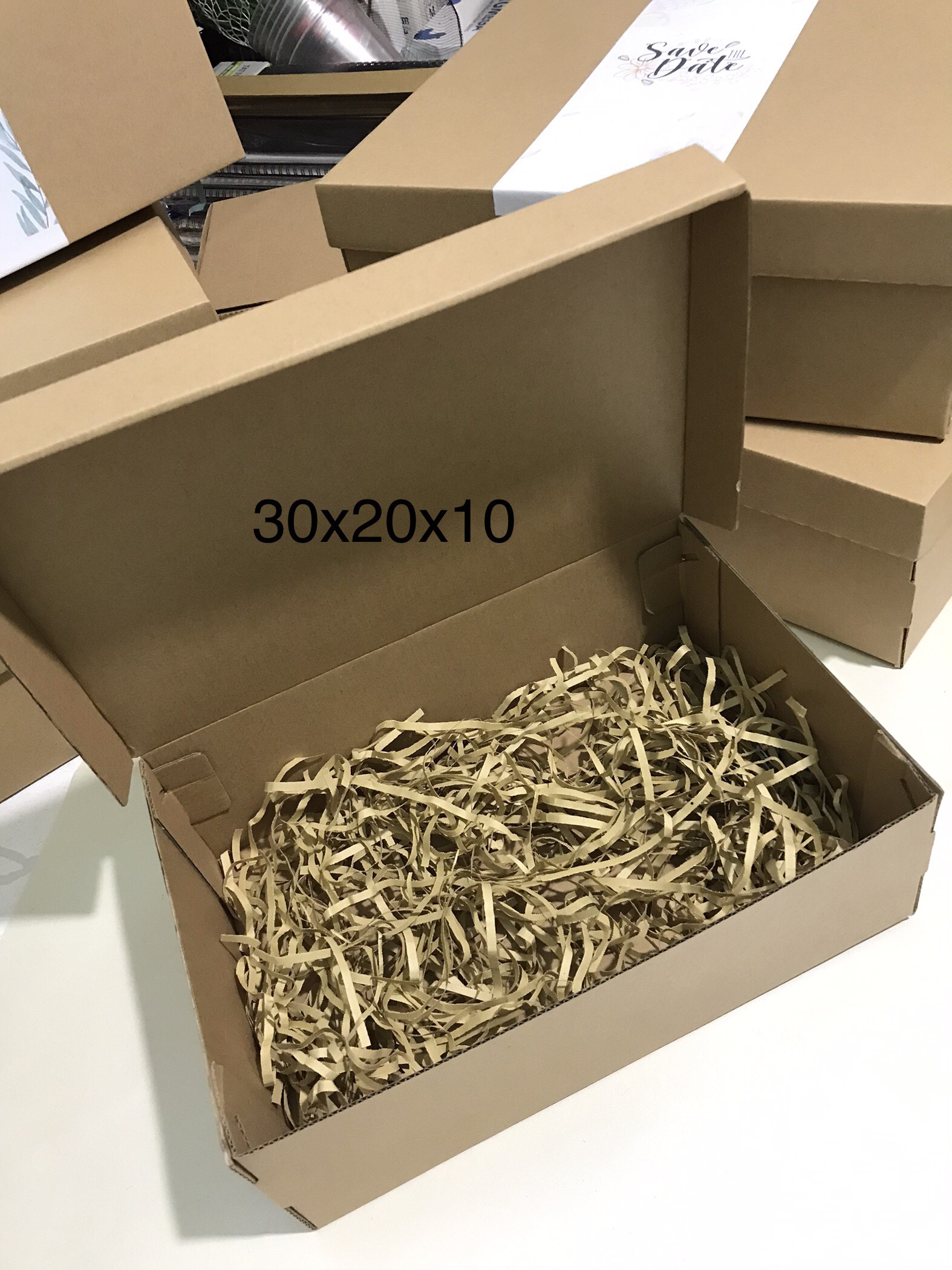 Hộp đựng quà sinh nhật, hộp carton đựng quà tiện dụng, nhận thiết kế theo yêu cầu