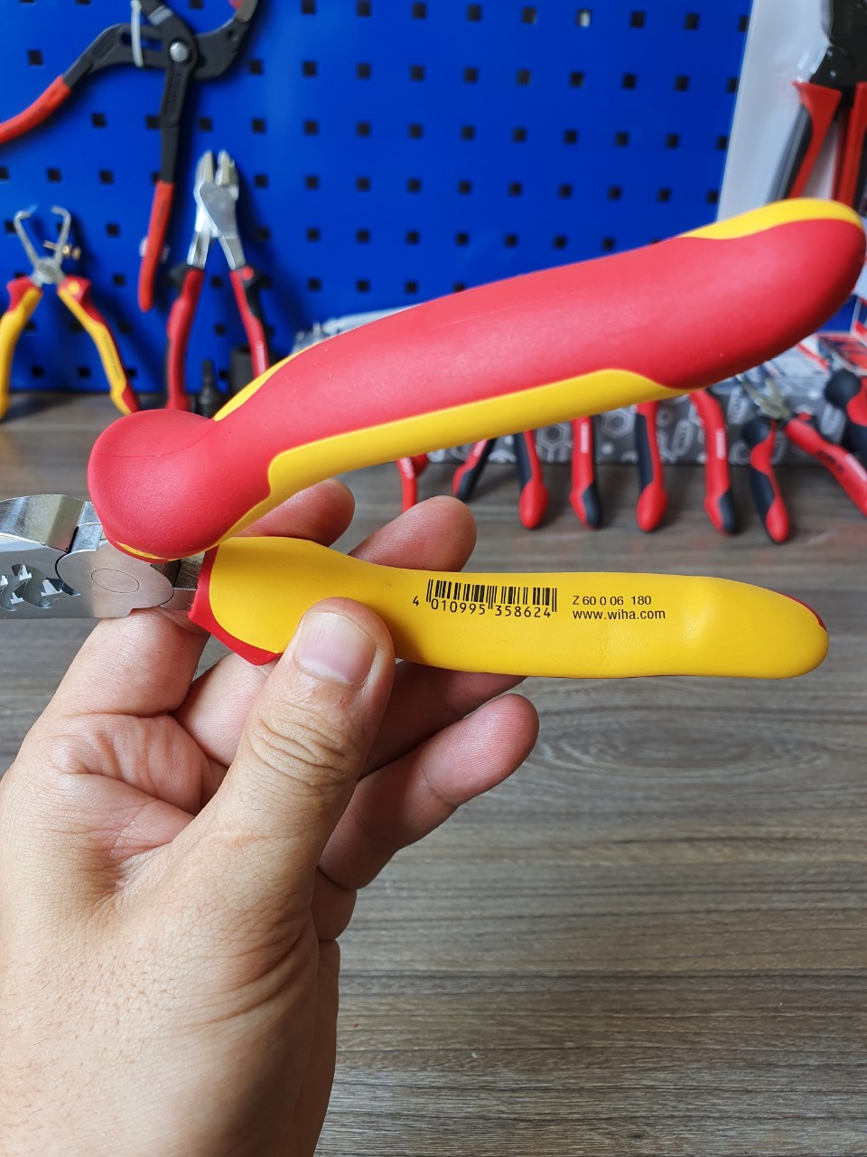Kìm bấm cos cách điện wiha 35862