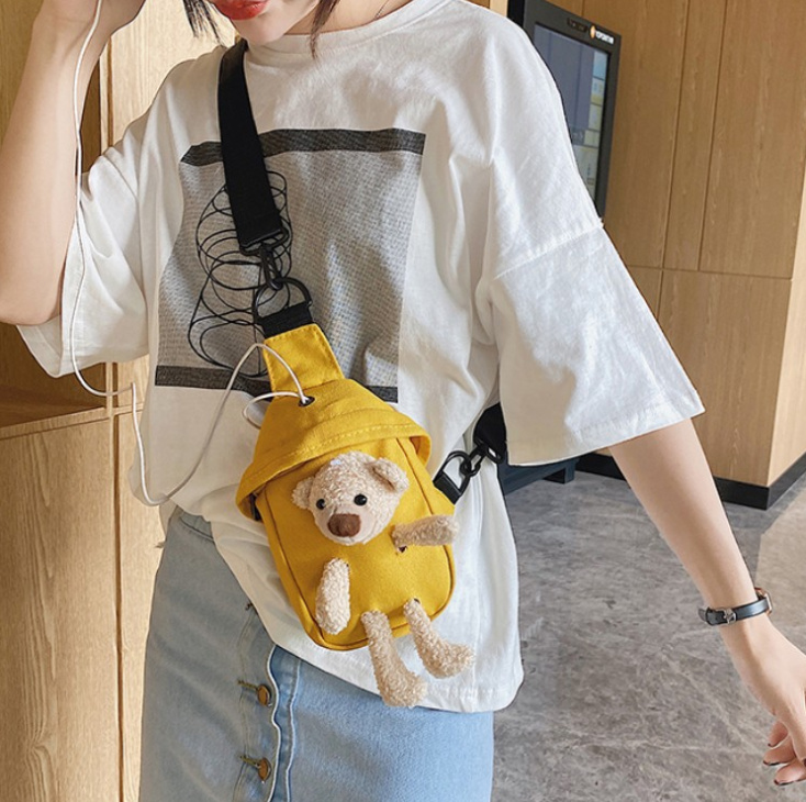Túi đeo chéo, túi bao tử gắn gấu bông đáng yêu nhiều màu thời trang nam nữ Hàn Quốc
