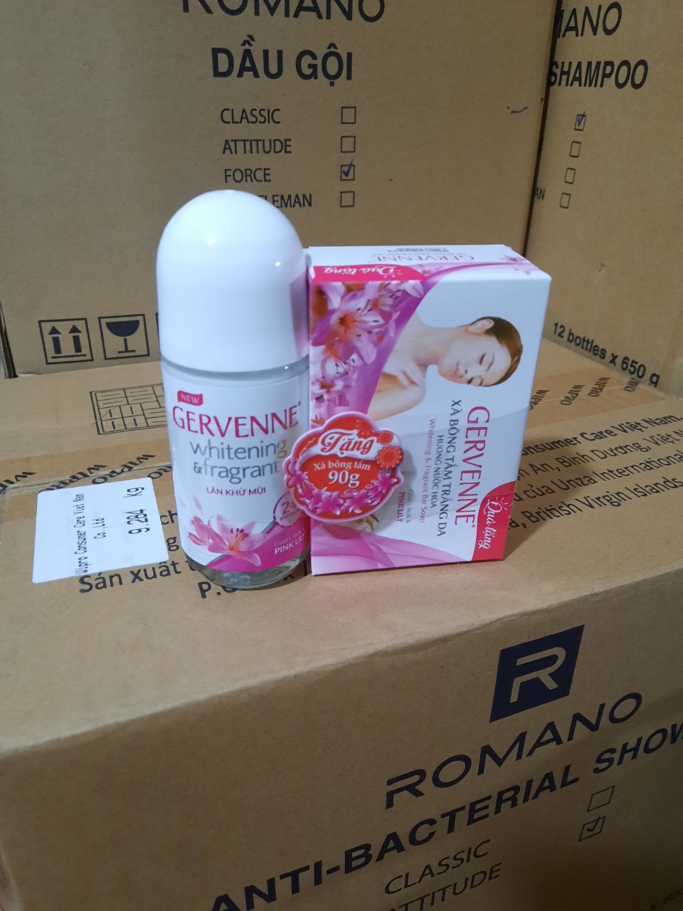 [HCM]Gervenne - Lăn khử mùi trắng da hương nước hoa Lily Hồng 50 ml + Tặng xà bông tắm 90 gr