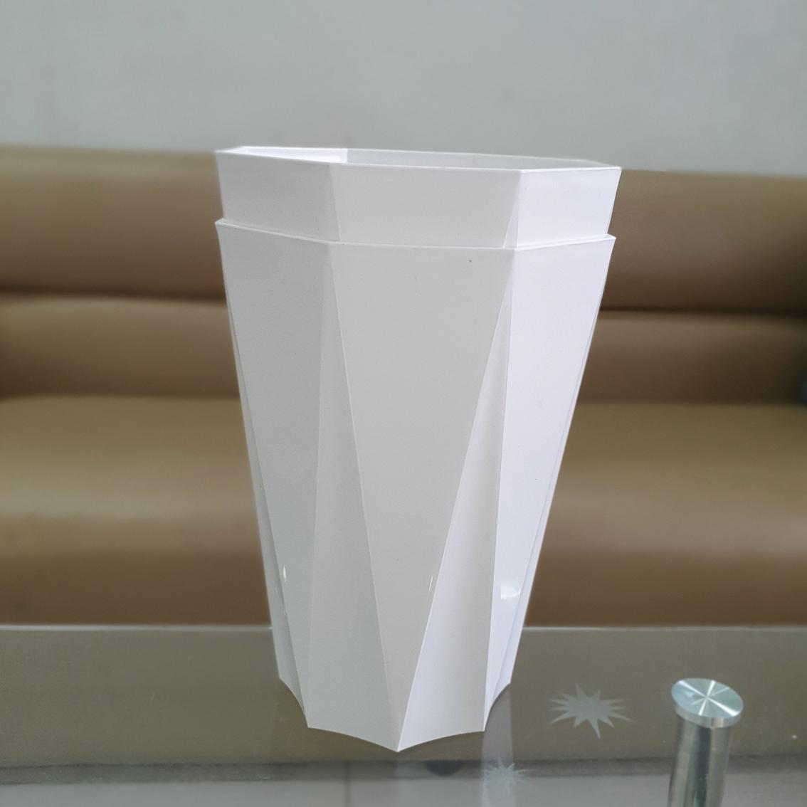 [HCM]Bộ 02 chậu nhựa trồng hoa kiểng tám cạnh trắng 25x32cm Chất liệu: nhựa PP bền chắc Thiết kế đẹp và trang nhã Rất phù hợp cho các loại hoa cây kiểng cây ăn trái nhỏ…