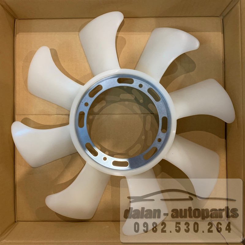 [Chính hãng] Cánh quạt két nước dùng cho xe Ford Everest máy xăng - G60715141