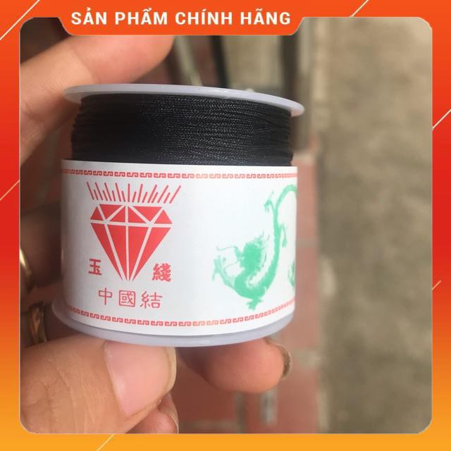 Một cuộn dây dù đan tết vòng 0.8mm