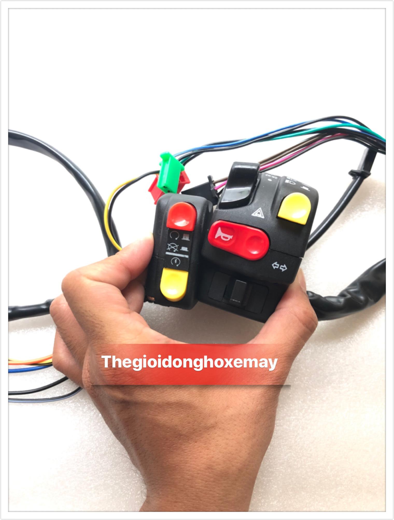 cùm công tắc domino nút vàng cặp trái phải