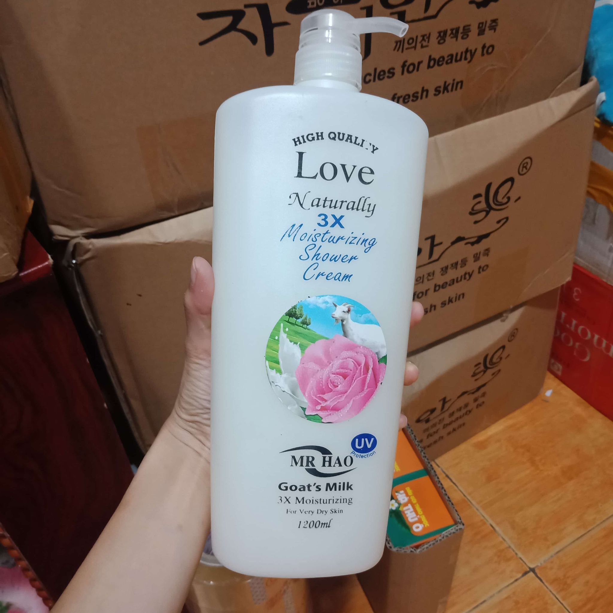 Sữa tắm dê cao cấp bông hồng 1.2 lít chai lớn