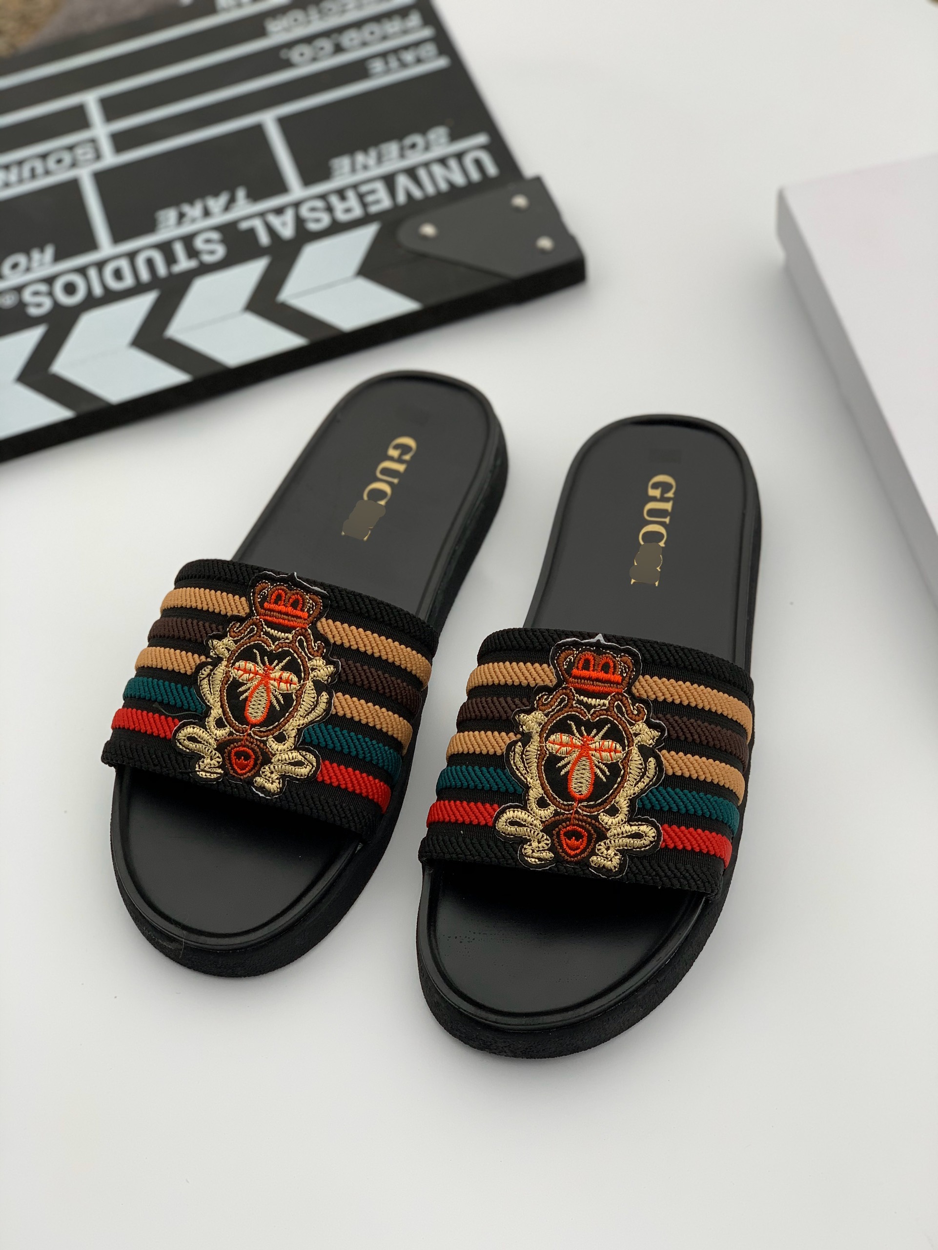 (HOT HÈ 2020) Dép thời trang nam Thổ Cẩm Ong đỏ đế hộp cực xịn