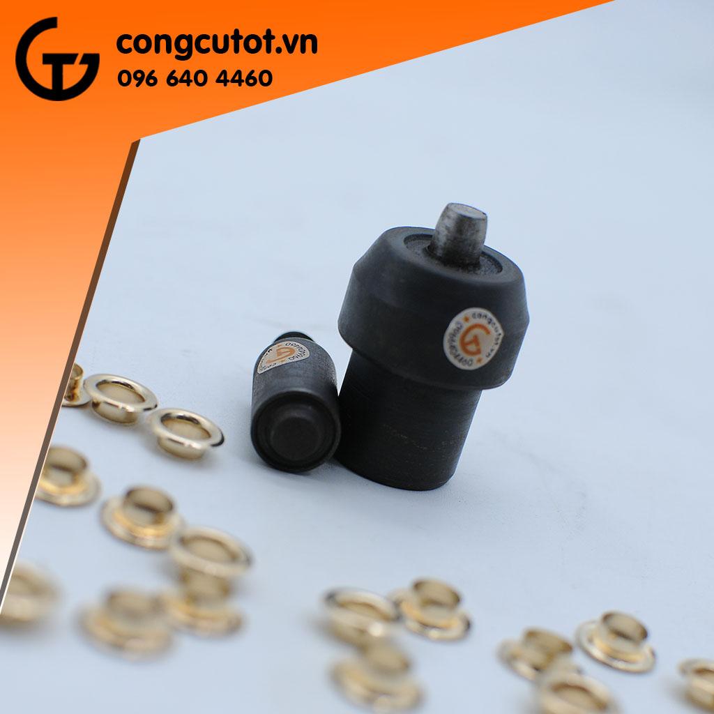 Khuôn máy đóng khoen các cỡ, Làm bằng thép hợp kim có độ bền cao, cứng rắn, chịu được va đập mạnh Máy giúp công việc đóng khoen trên vải, bạt, giấy, da,.. nhanh chóng, tính thẩm mỹ cao Khuôn máy đóng khoen nhỏ gọn.