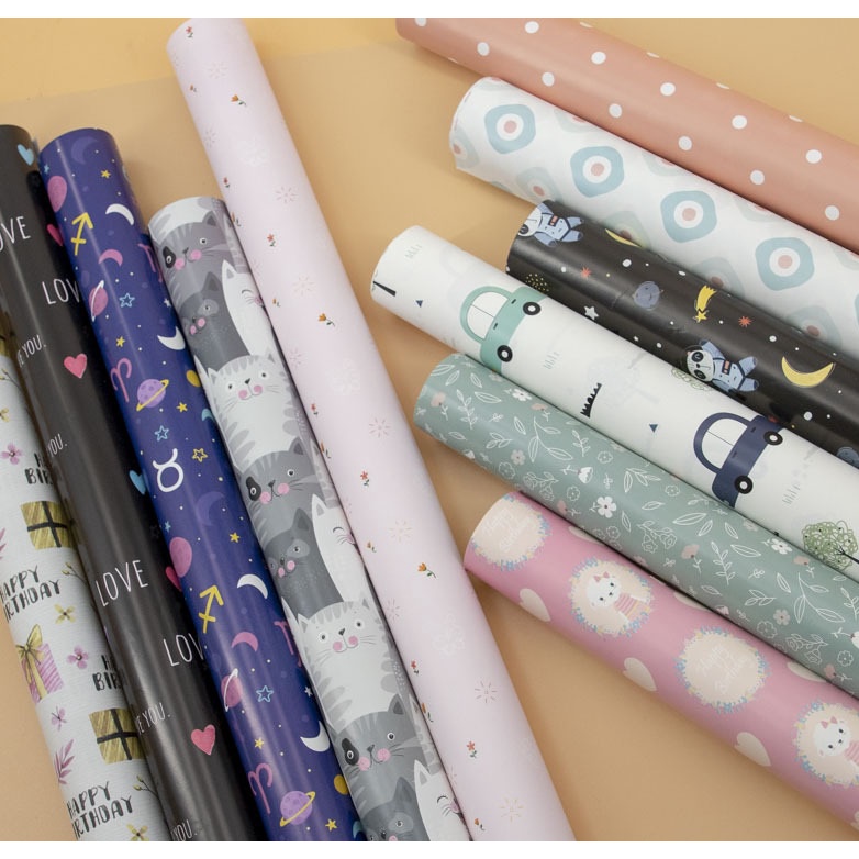 Giấy gói quà nhiều màu sắc họa tiết hoa nhí 75cmx52cm