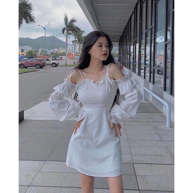 ✨đầm rớt vai tay bo