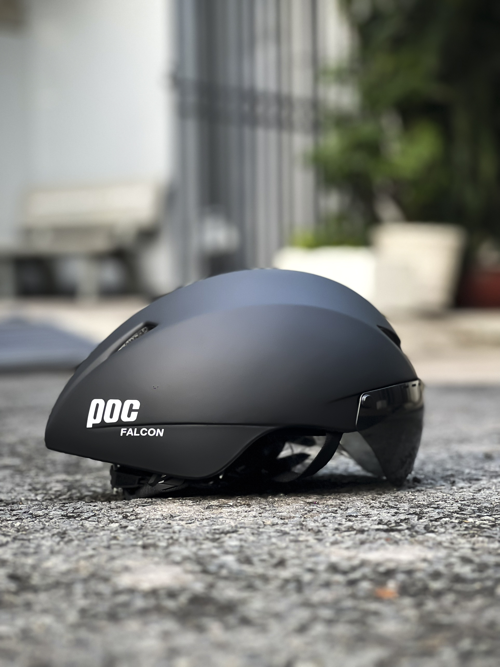 Nón thể thao POC FALCON Màu ĐEN NHÁM + Túi đựng nón và hộp