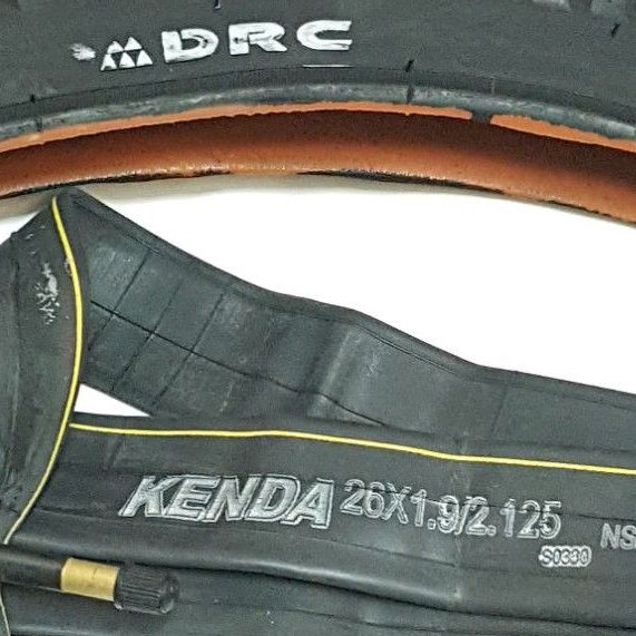 Vỏ, ruột xe đạp 26×1.95×2 cái