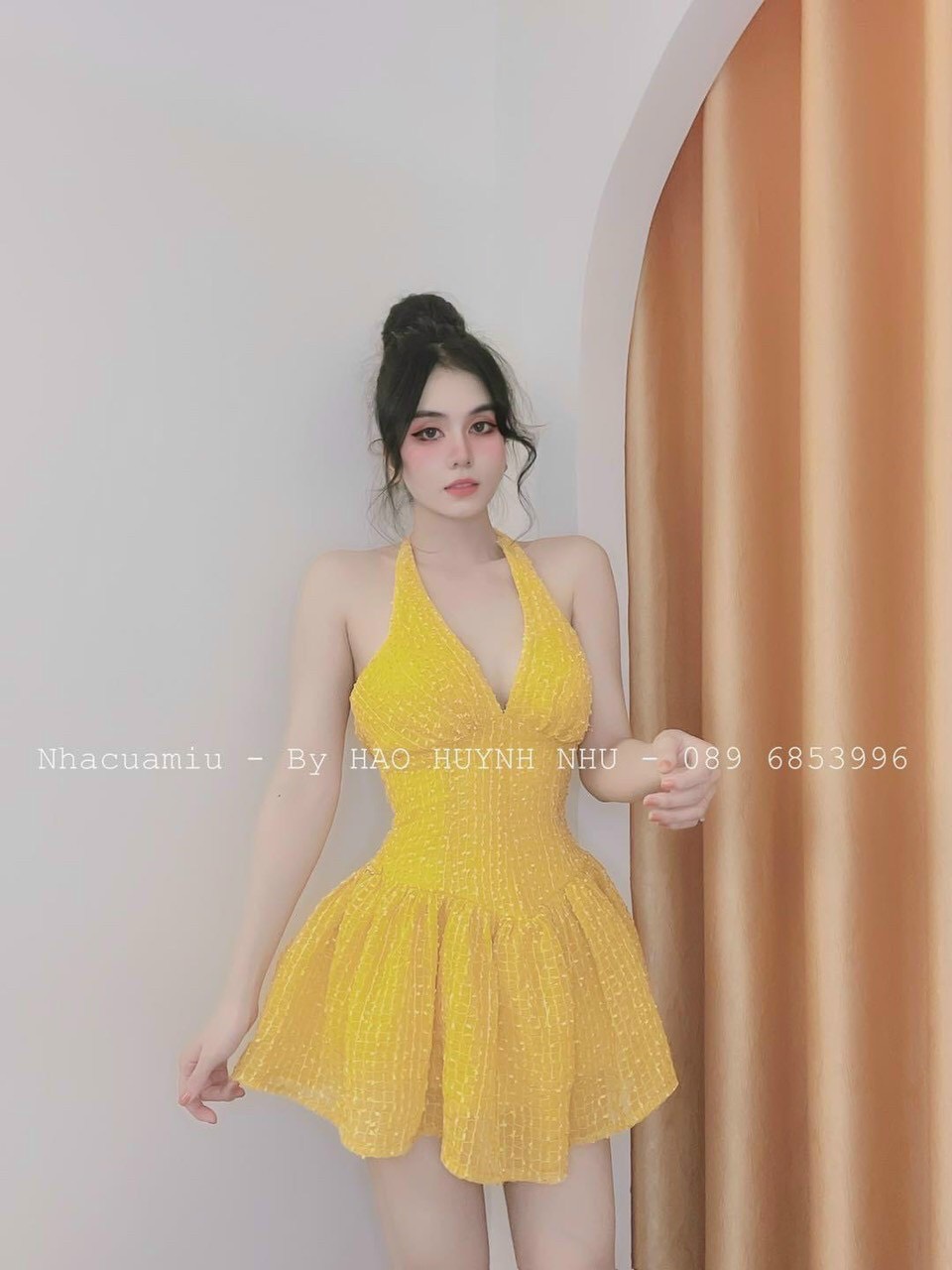 Đầm đi tiệc cổ yếm cột nơ sau ôm eo váy xòe phồng sang chảnh - hv