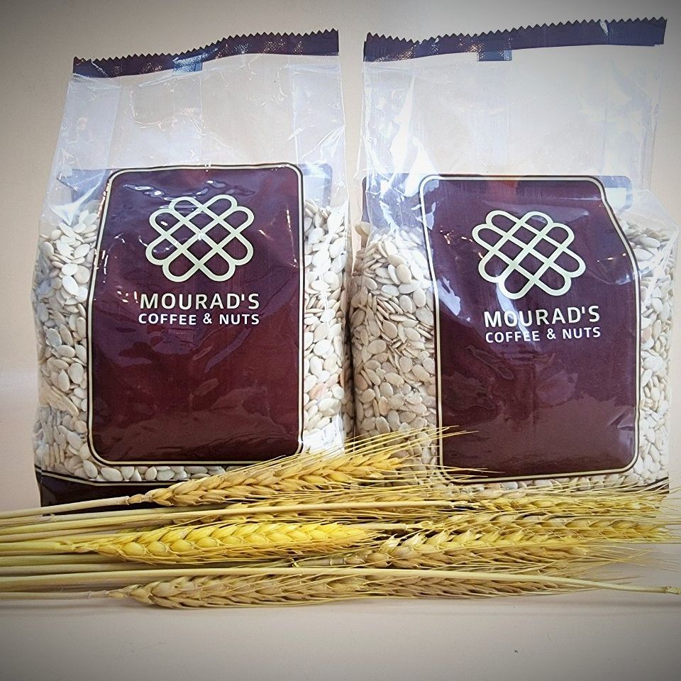 Nhân hạt dưa tách vỏ đã sấy chín mourad túi 500g .