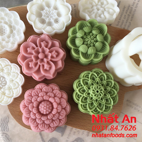 Khuôn trung thu lò xo 4 mặt cánh hoa sen 75gr