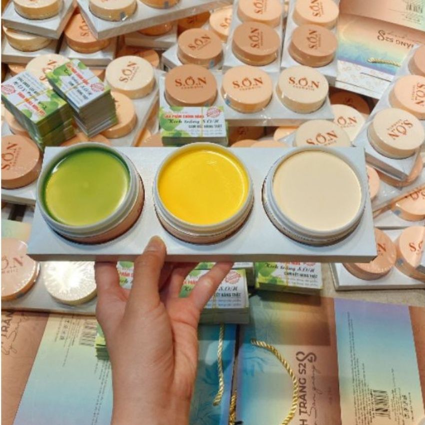 BODY TAM SẮC S2 - Kem body kích trắng tam sắc, kem dưỡng trắng da toàn thân siêu trắng trong 7 ngày