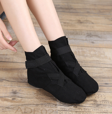 Giày Múa Cao Cổ ( Dán Dây)