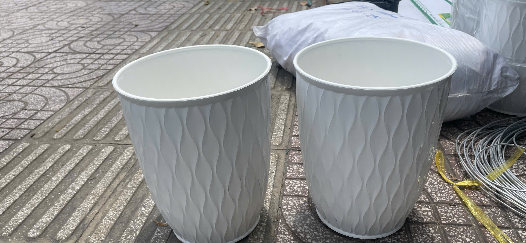  Bộ 02 cái chậu lưới tròn kích thước M28-C34 trồng cây cảnh trang trí 