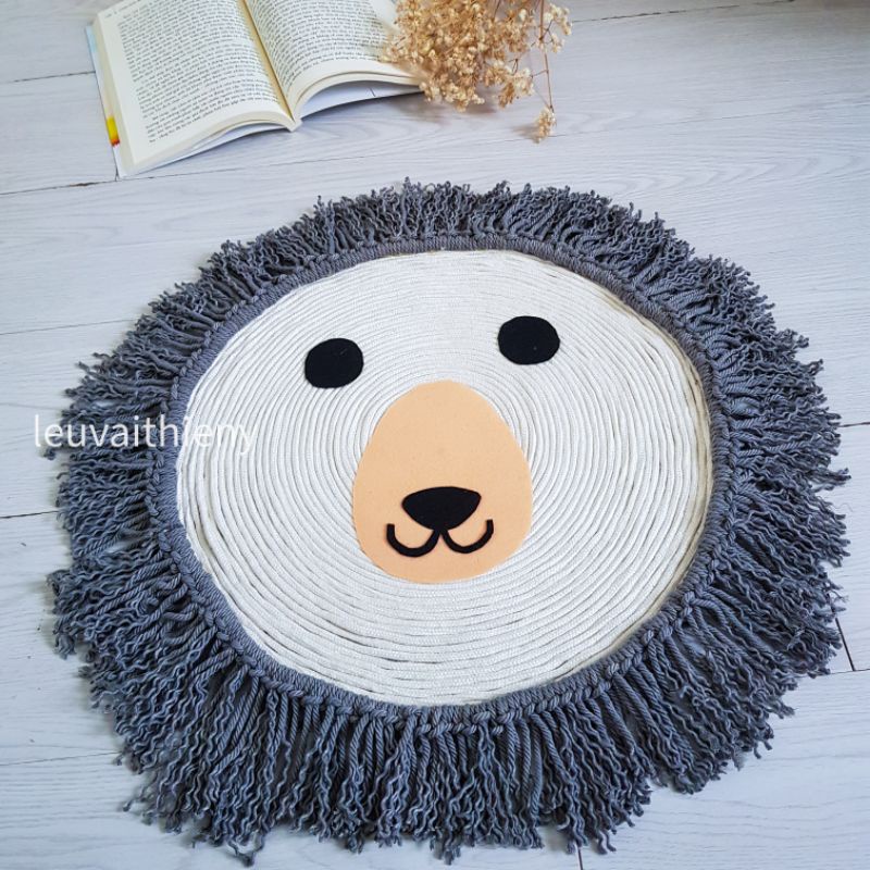 Thảm tròn macrame hình gấu xám dễ thương Đan tay Handmade Thảm ngồi Decor treo tường trang trí Ảnh shop tự chụp