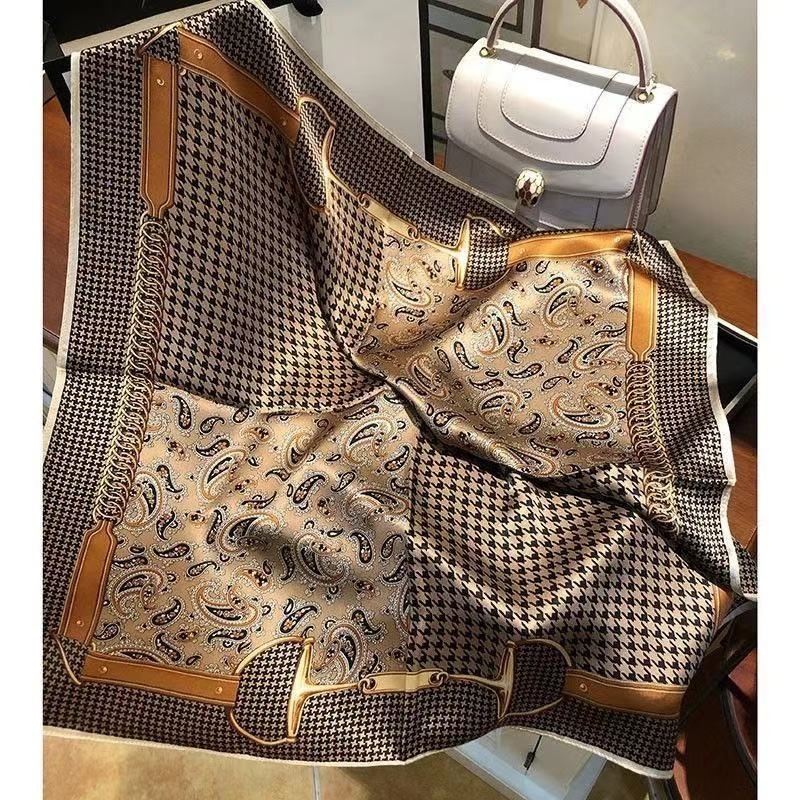 [70x70cm] Khăn lụa Bandana vuông choàng cổ trùm đầu đi biển buộc tóc - 2
