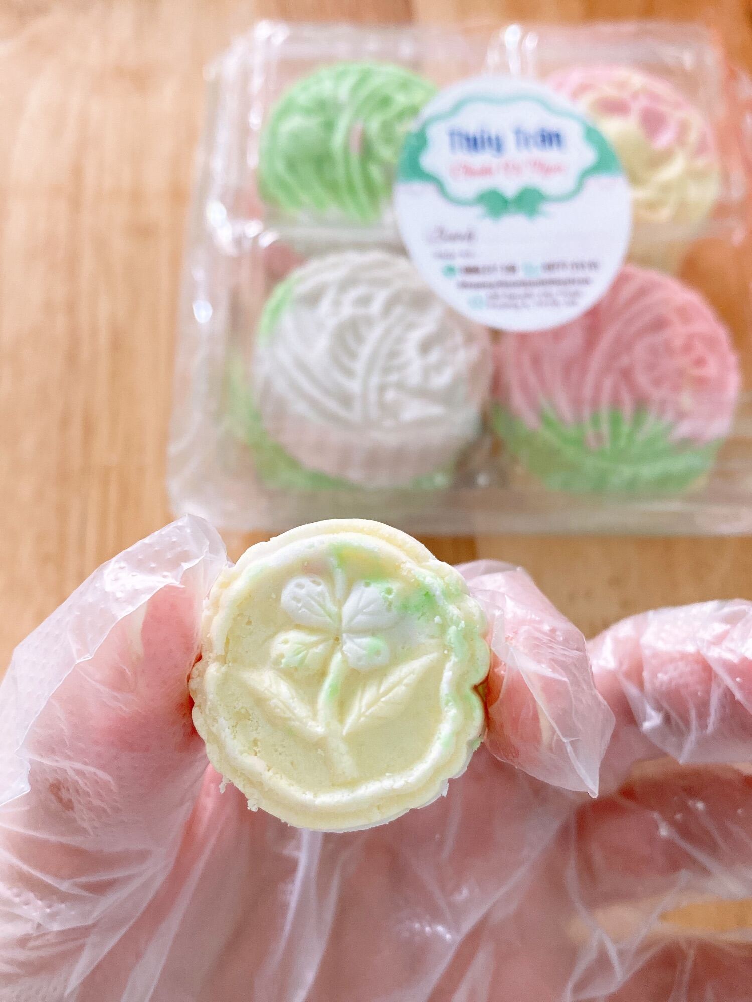 Khuôn bánh phục linh.