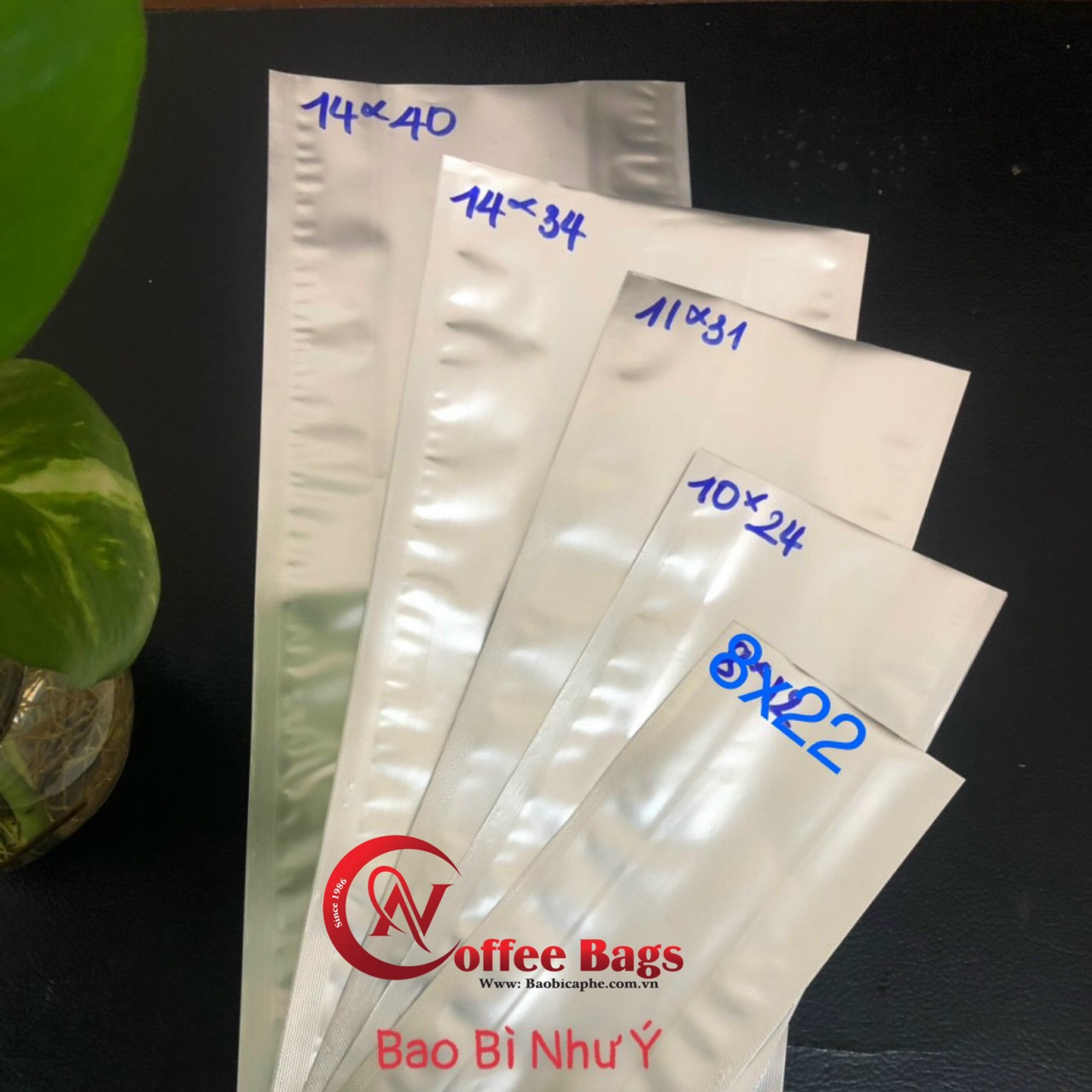 Túi 4 cạnh bạc, 2 biên bạc, đựng trà, cafe, bột...Link 1kg/size