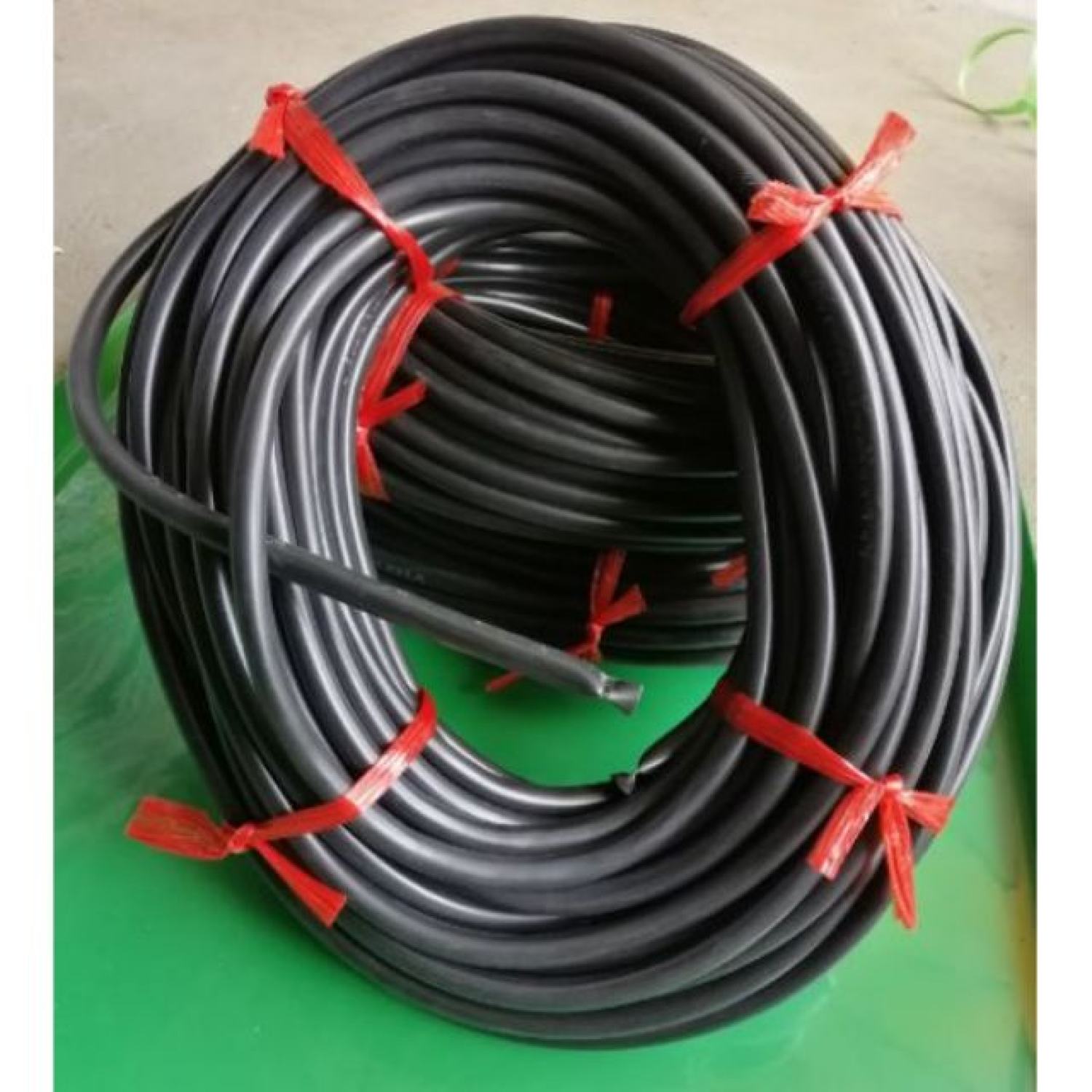 Dây tio đen dẫn nước chống rêu mốc