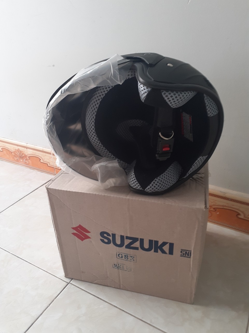 [HCM]Nón bảo hiểm 3/4 SUZUKI NK Indonesia