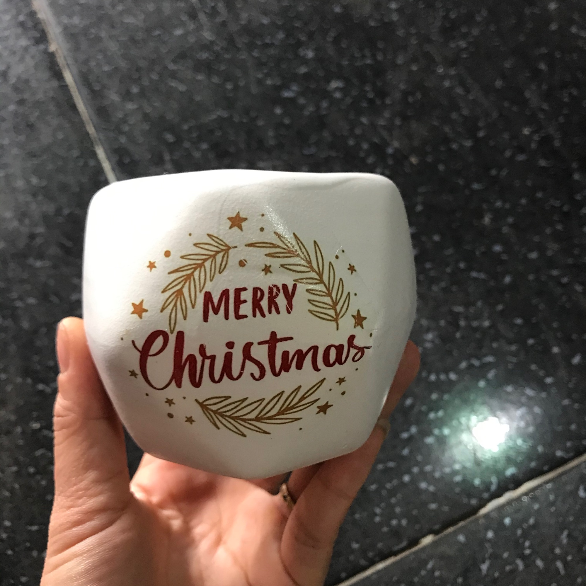 Chậu sứ lục giác giáng sinh