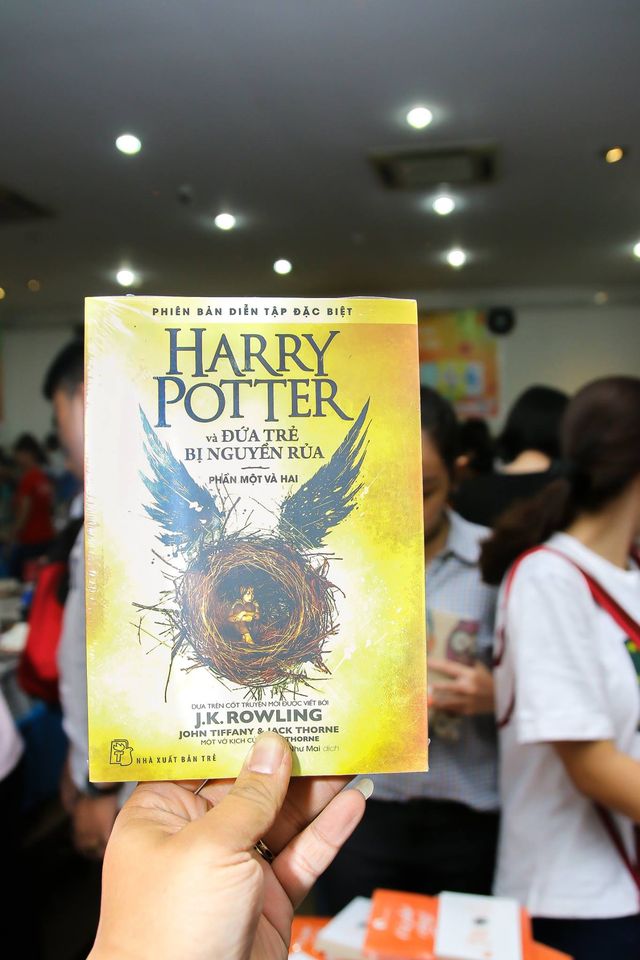Nxb trẻ - harry potter và đứa trẻ bị nguyền rủa: phần một và hai