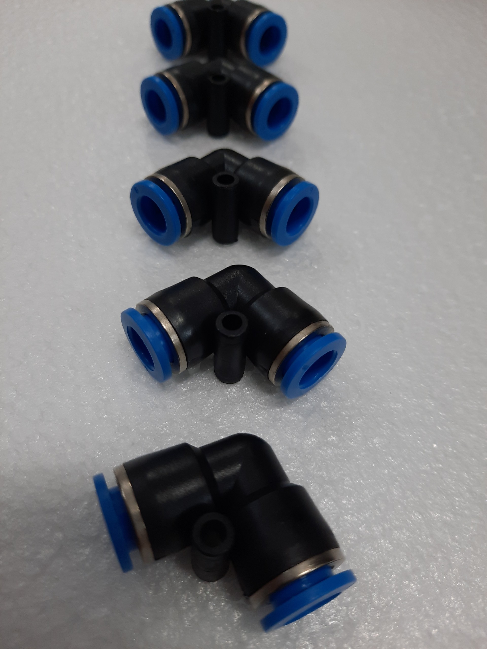 Bộ 5 co góc chữ L nối phun sương 8mm