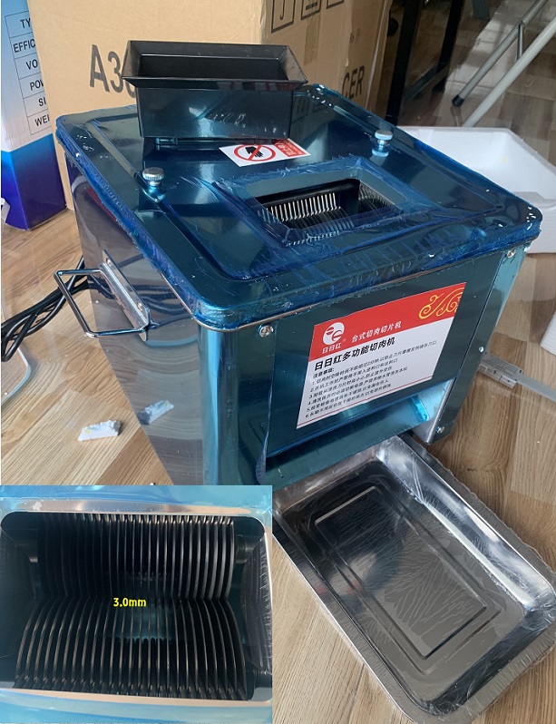 Máy thái thịt tươi sống 1 cửa hàng INOX rất sịn