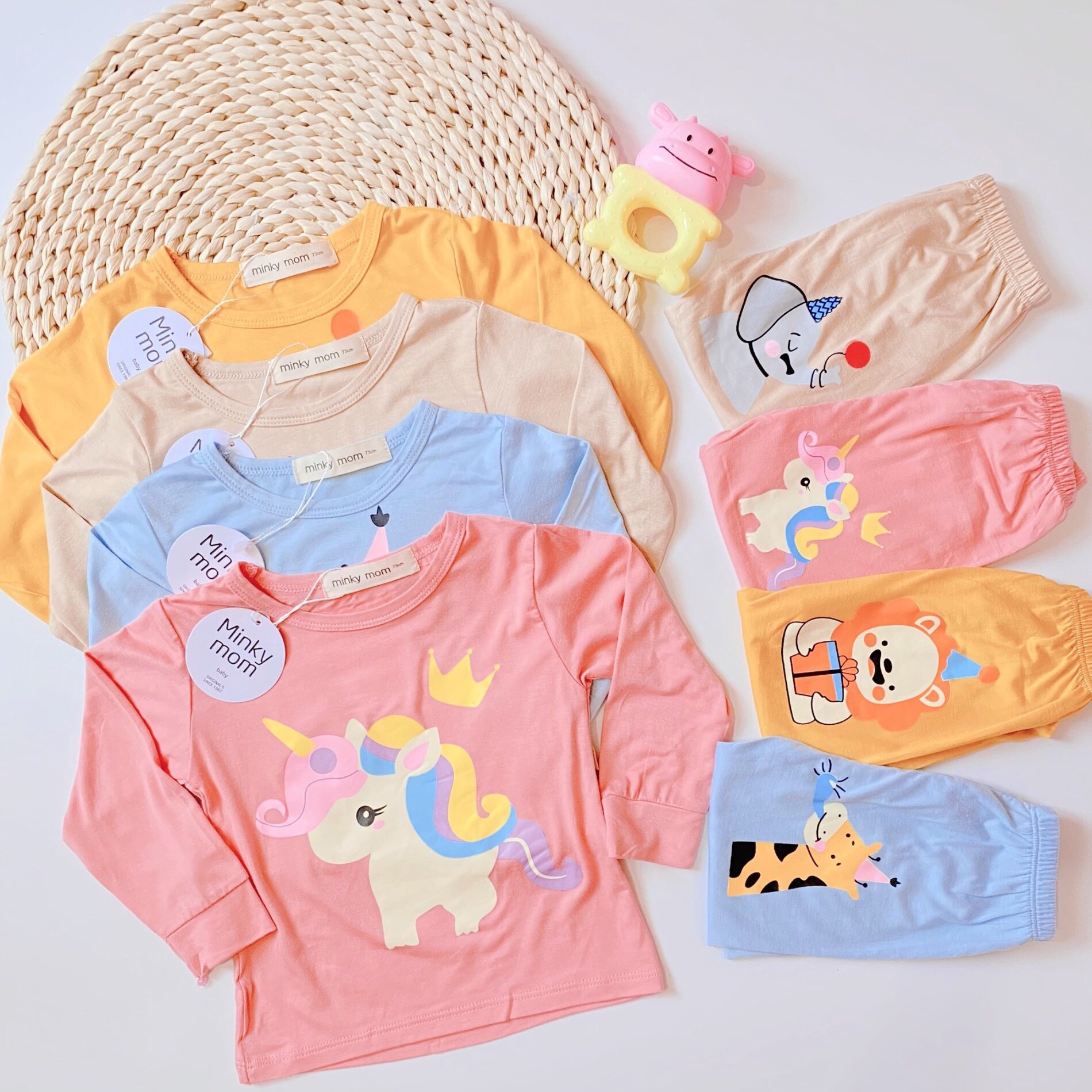 Bộ Dài Tay Minky Mom Chất Thun Lạnh Xịn In Hoạ Tiết Ngựa Poony Cho Bé Trai Và Bé Gái