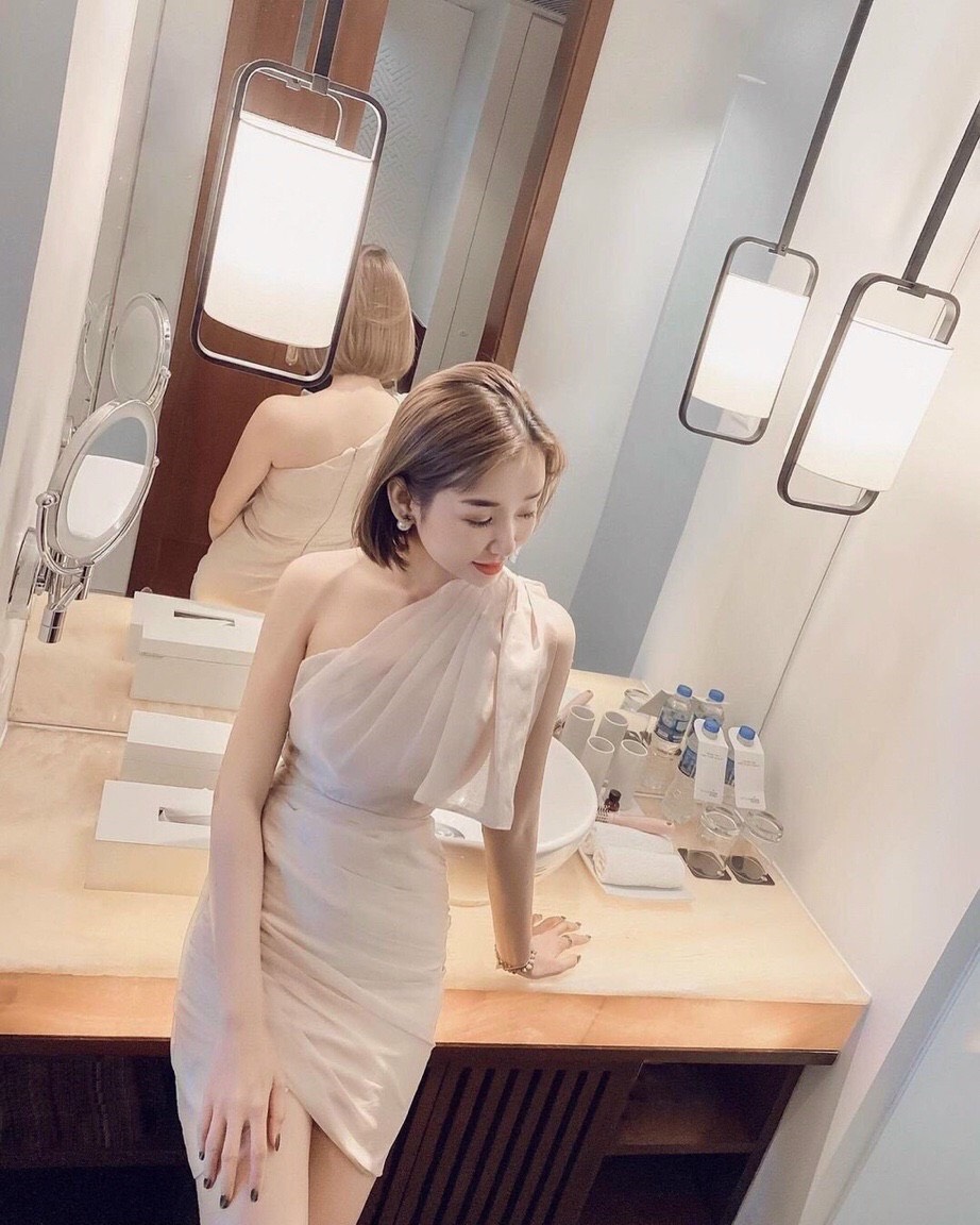 [HCM]Đầm dự tiệc ôm body dáng xòe chéo vai Maria Dress