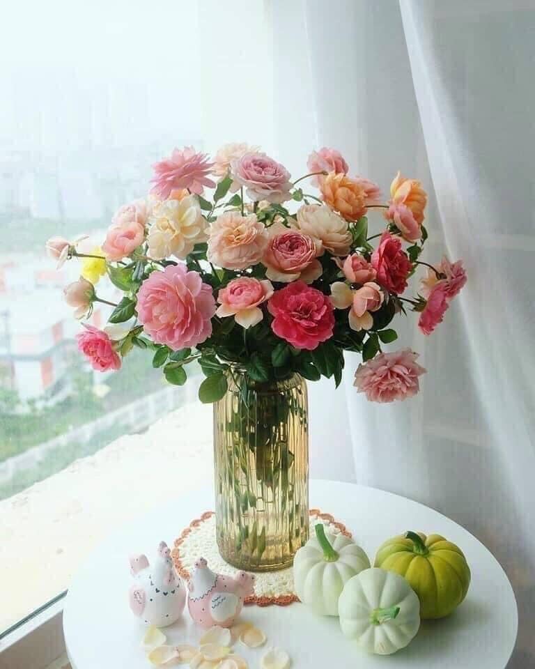 Lọ hoa thủy tinh 25cm màu hổ phách lọ dáng trụ sọc