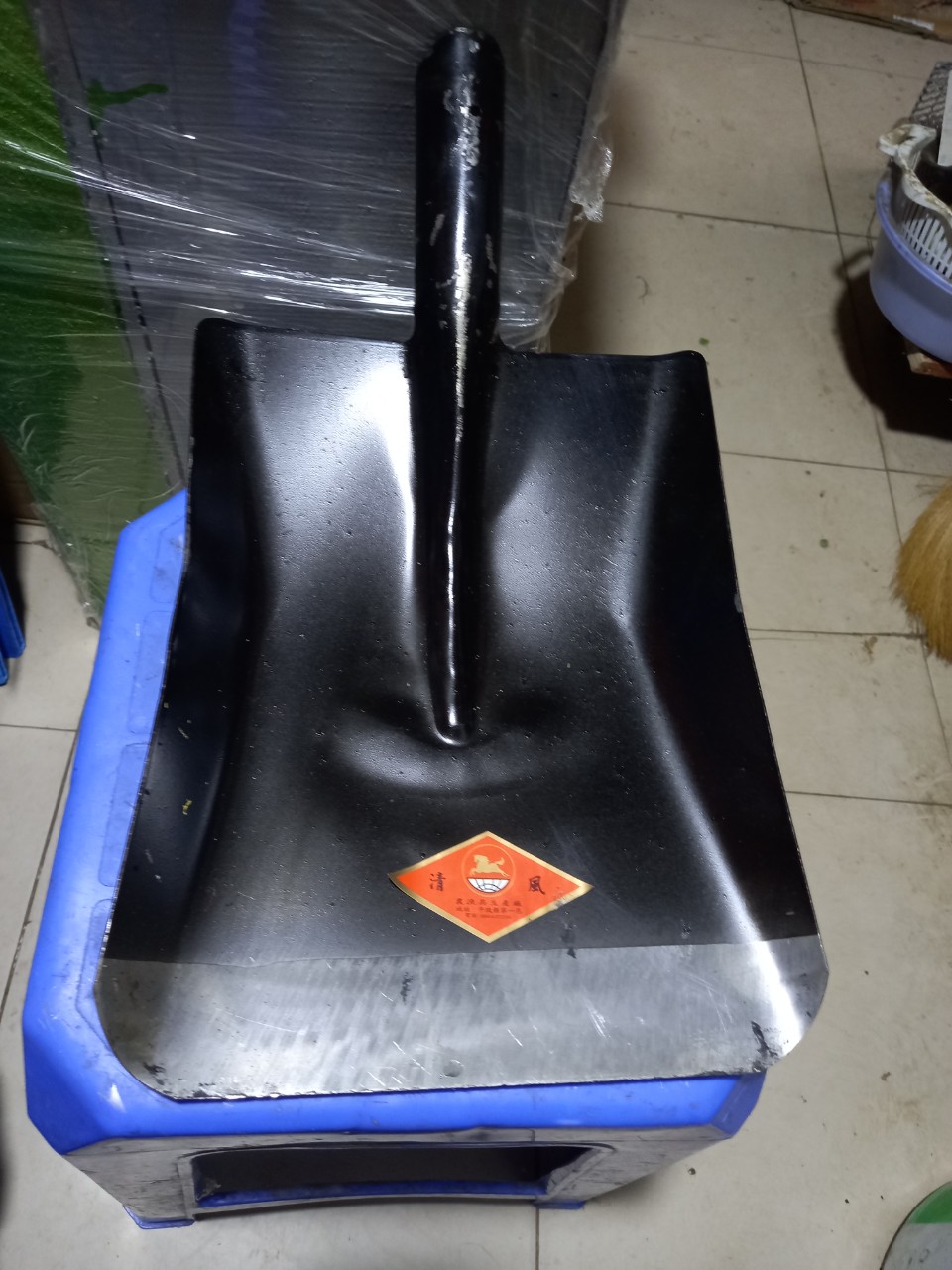 Xẻng vuông thép - xẻng xúc đất size đại nặng 1 kg