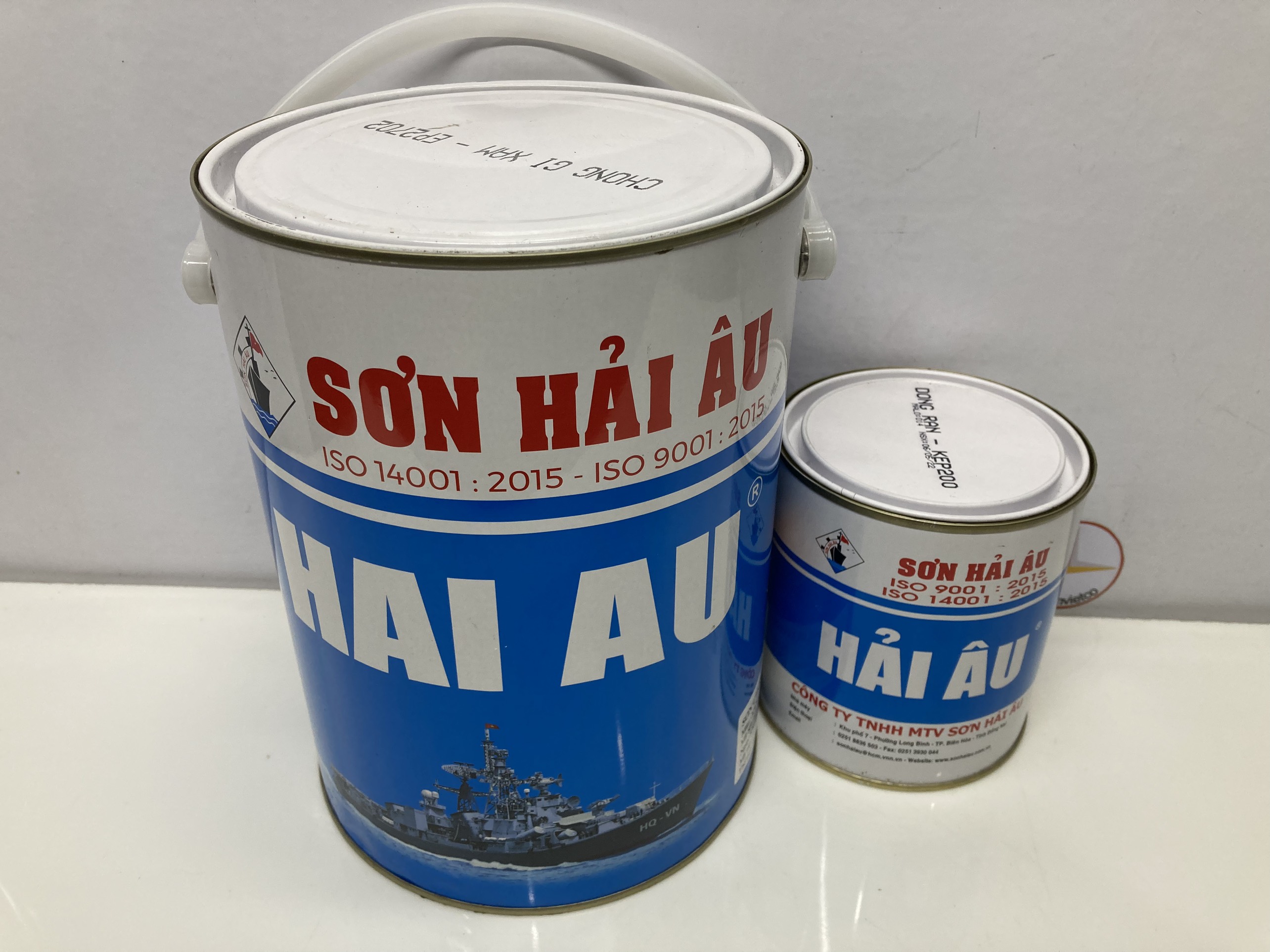 Sơn epoxy chống rỉ xám hải âu ep 702 5l/bộ
