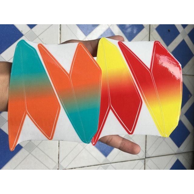 [HCM]COMBO 2 CẶP TEM DÁN XI NHAN RAIDER FI ĐỎ VÀNG- XANH CAM