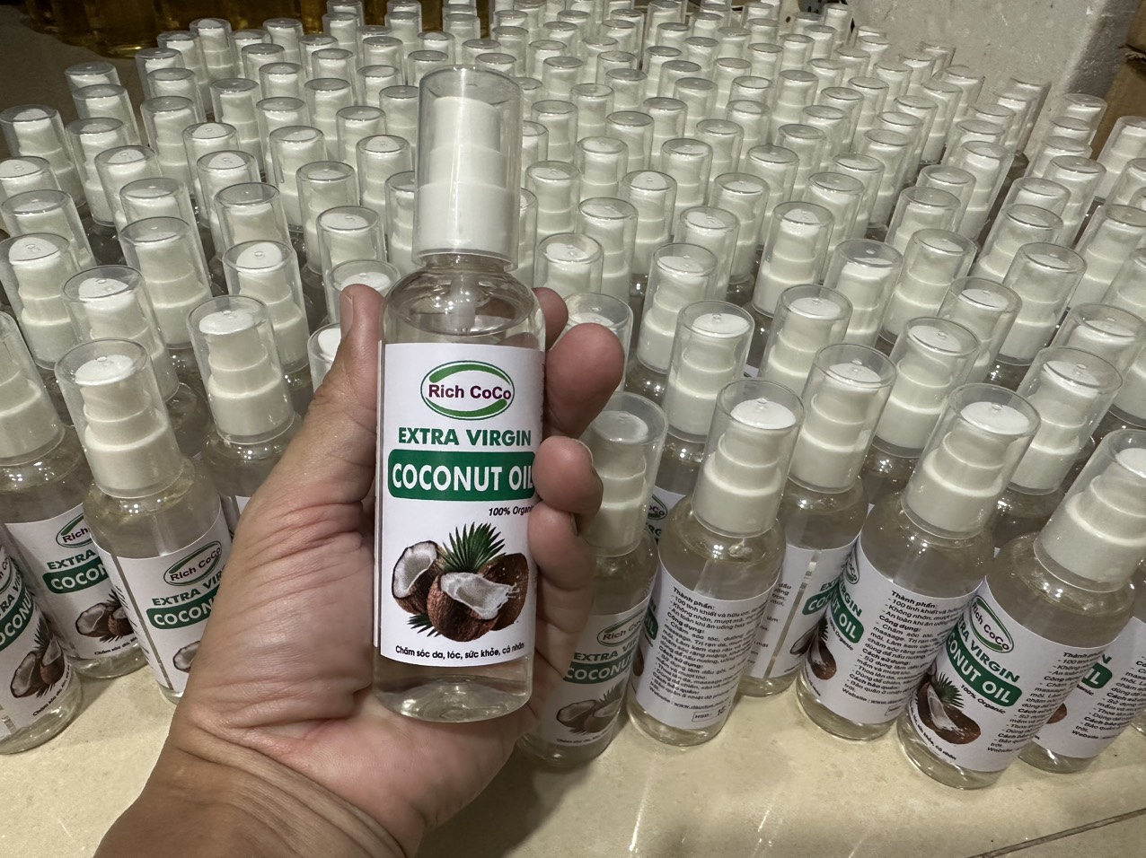 DẦU DỪA HỮU CƠ ÉP LẠNH - RICH COCO – EXTRA VIRGIN COCONUT OIL – CHAI 100ml